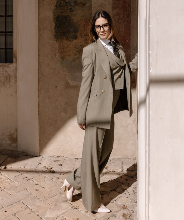 Women's suit (Gray)