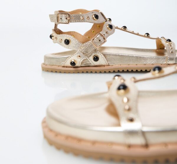 Women's shoes - Image 2