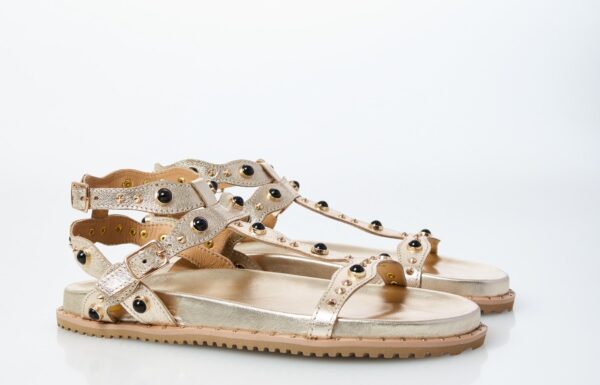 Women's shoes