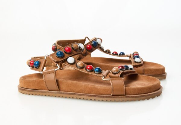 Women's shoes