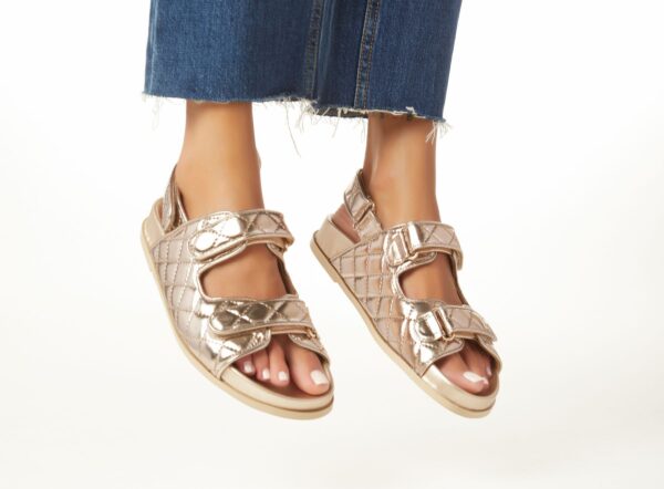Women's sandals (Light gold)