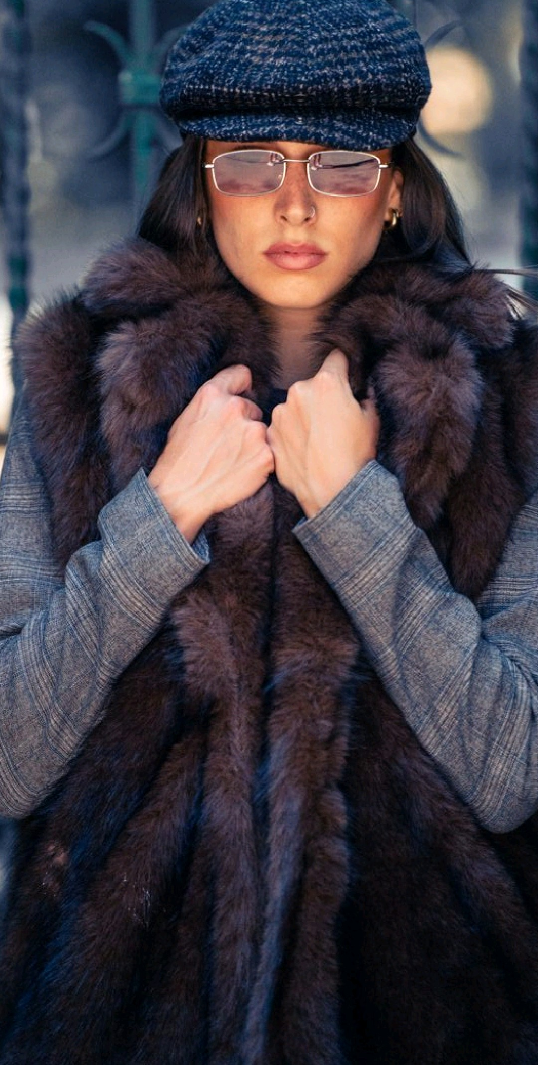 Luxurious long faux fur vest (Brown)