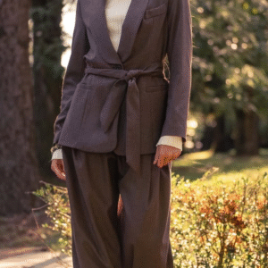 Elegant two-piece suit (Brown)