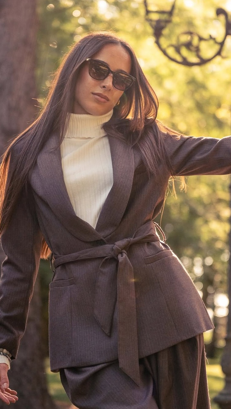 Elegant two-piece suit (Brown) - Image 6